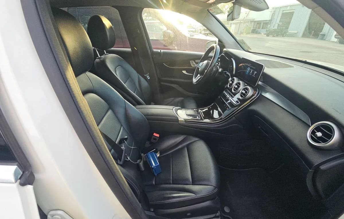 2020 MERCEDES-BENZ GLC GLC 300 5