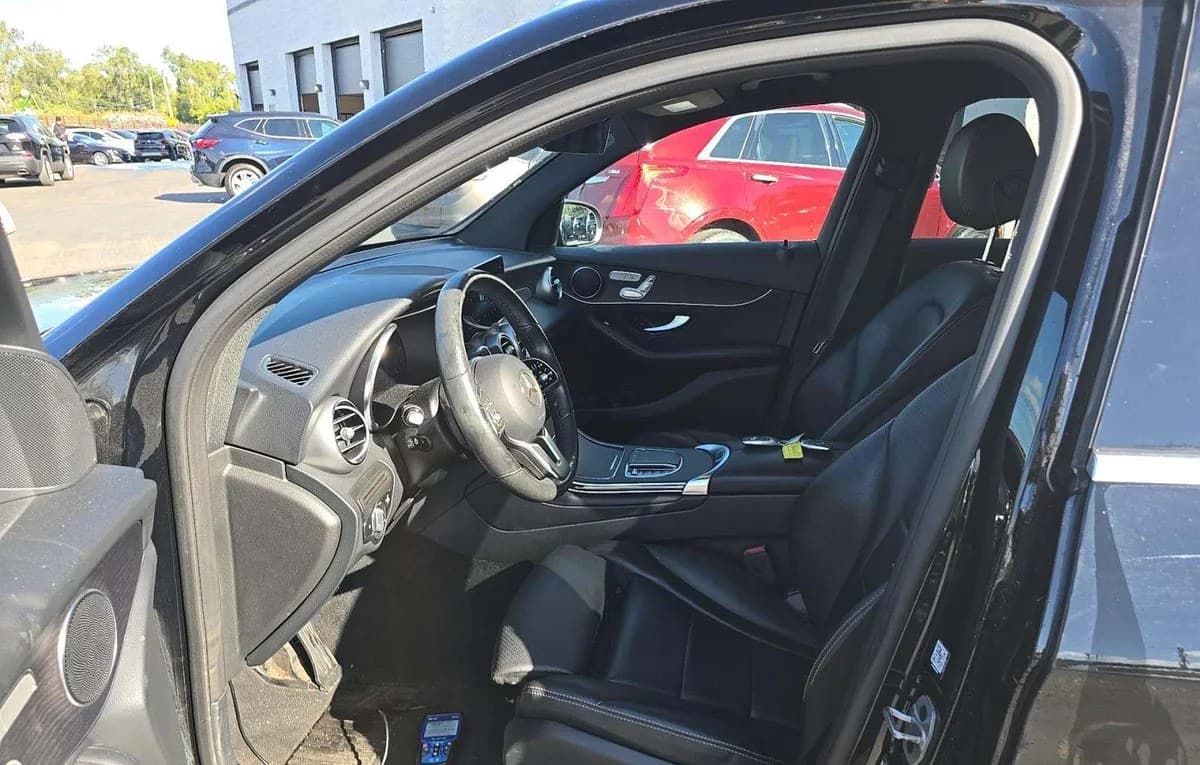 2021 MERCEDES-BENZ GLC GLC 300 4