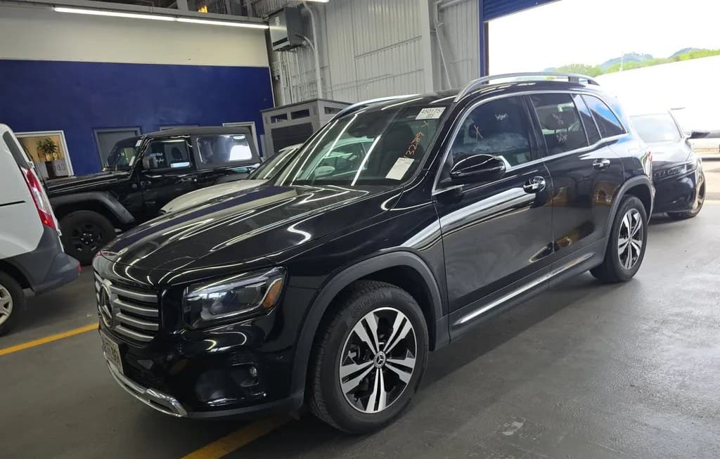 2025 MERCEDES-BENZ GLB 250