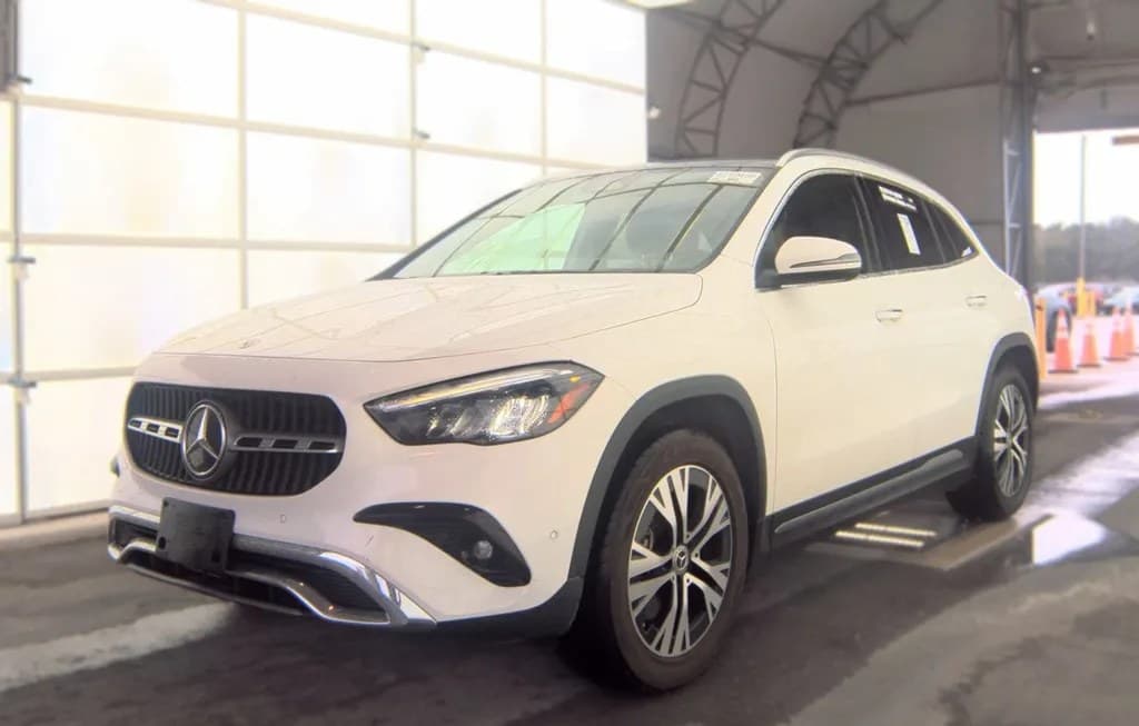 2025 MERCEDES-BENZ GLA 250