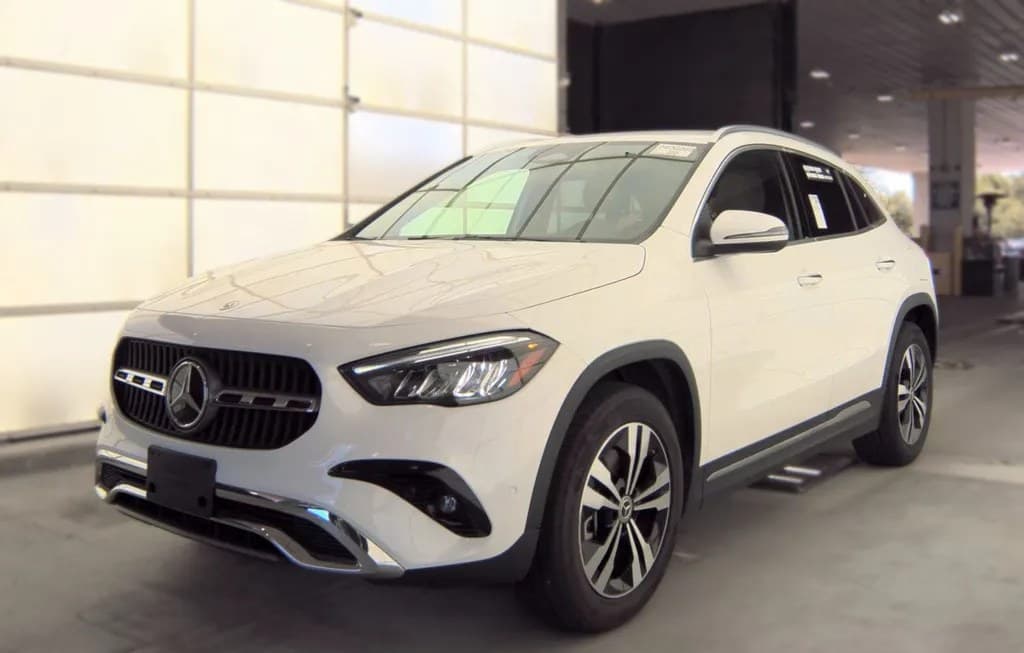 2025 MERCEDES-BENZ GLA 250