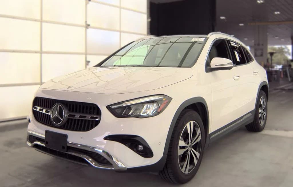 2025 MERCEDES-BENZ GLA 250