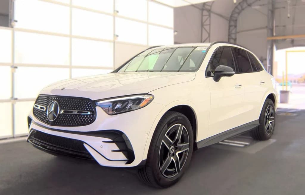 2025 MERCEDES-BENZ GLC 300
