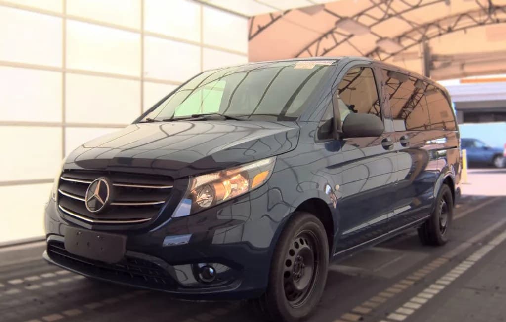 2023 MERCEDES-BENZ METRIS PASSENGER VAN 126.0" WB