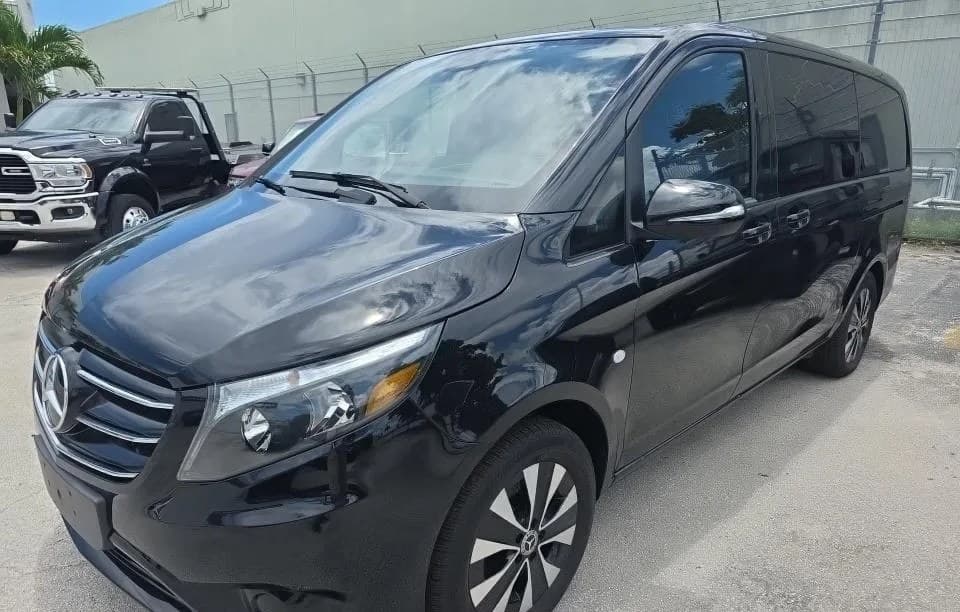 2023 MERCEDES-BENZ METRIS PASSENGER VAN 126.0" WB