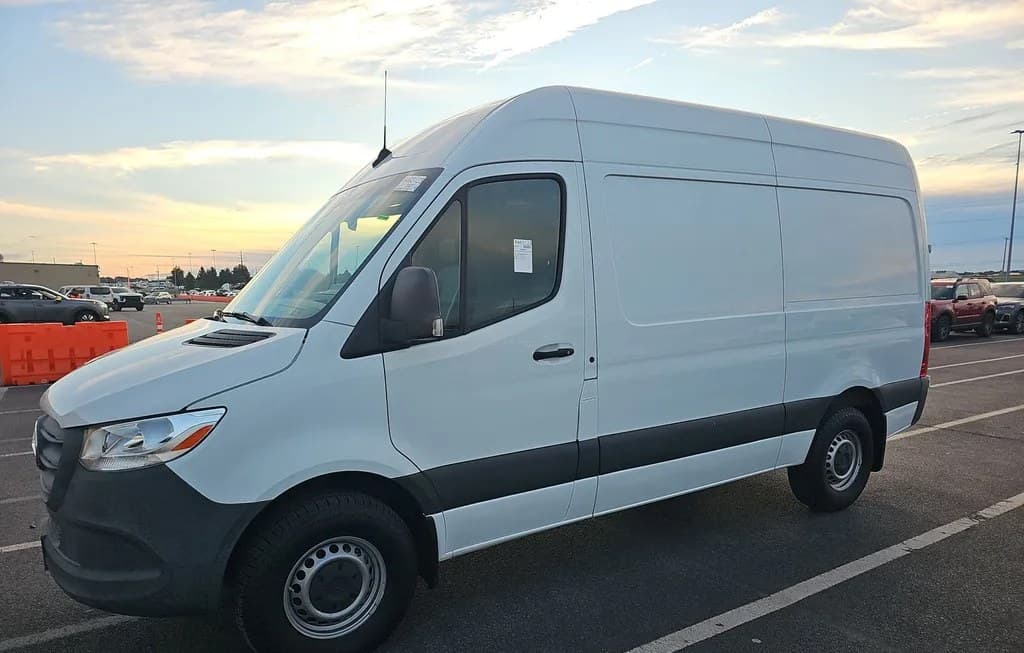 2022 MERCEDES-BENZ SPRINTER 2500 CARGO VAN STANDARD ROOF 144.0" WB