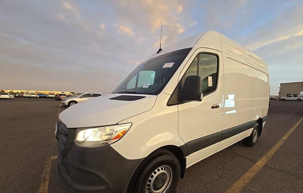 2024 MERCEDES-BENZ SPRINTER 2500 CARGO VAN 144.0" WB