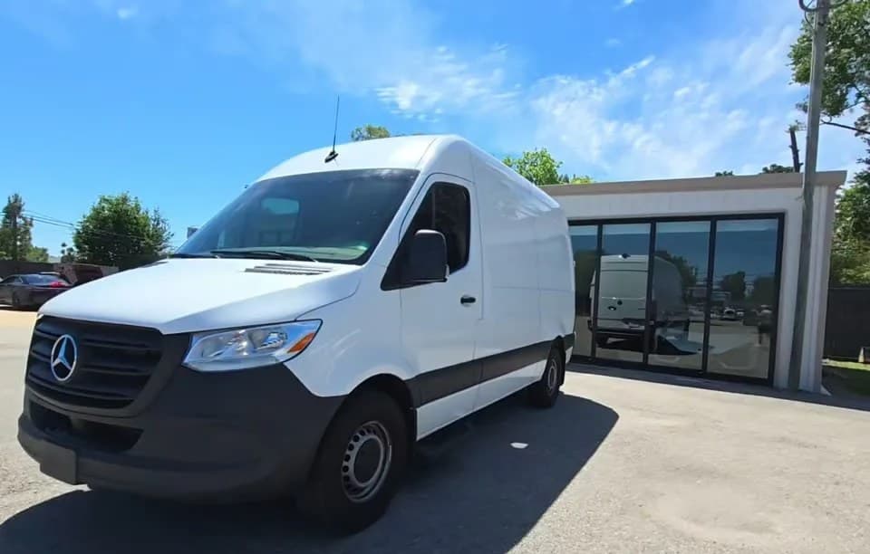 2024 MERCEDES-BENZ SPRINTER 2500 CARGO VAN 144.0" WB