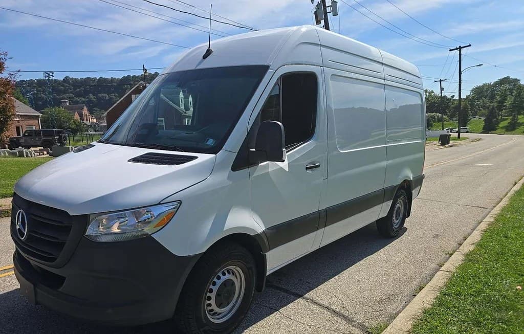 2025 MERCEDES-BENZ SPRINTER 2500 CARGO VAN STANDARD ROOF 144.0" WB