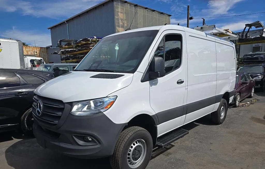 2025 MERCEDES-BENZ SPRINTER 2500 CARGO VAN STANDARD ROOF 144.0" WB