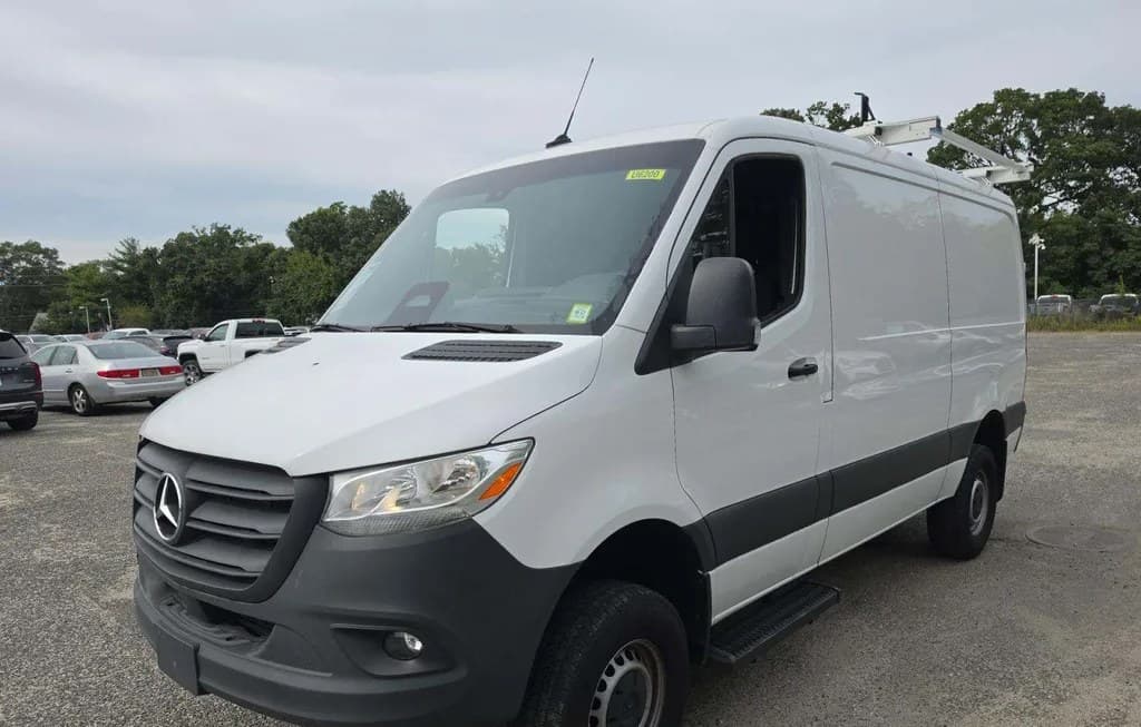 2025 MERCEDES-BENZ SPRINTER 2500 CARGO VAN STANDARD ROOF 144.0" WB
