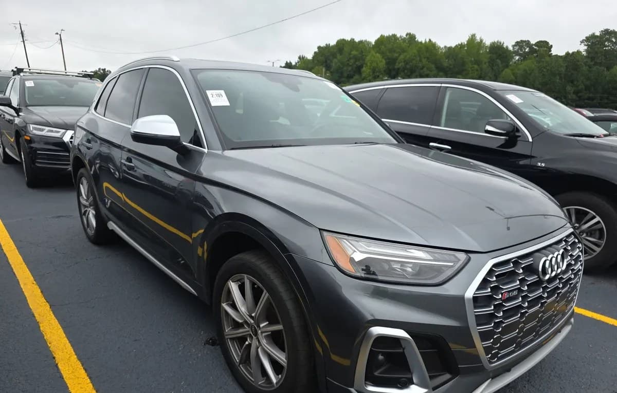 2022 AUDI SQ5 Premium 4