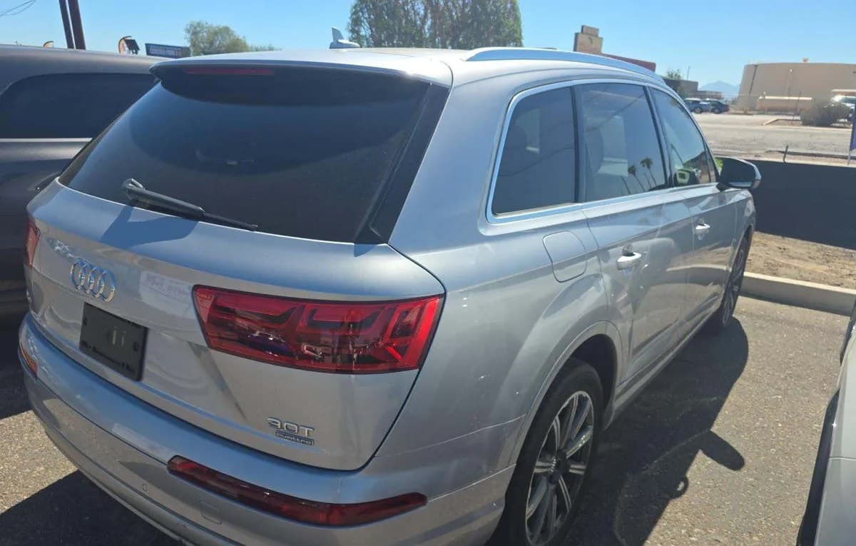 2017 AUDI Q7 3.0T Premium 4