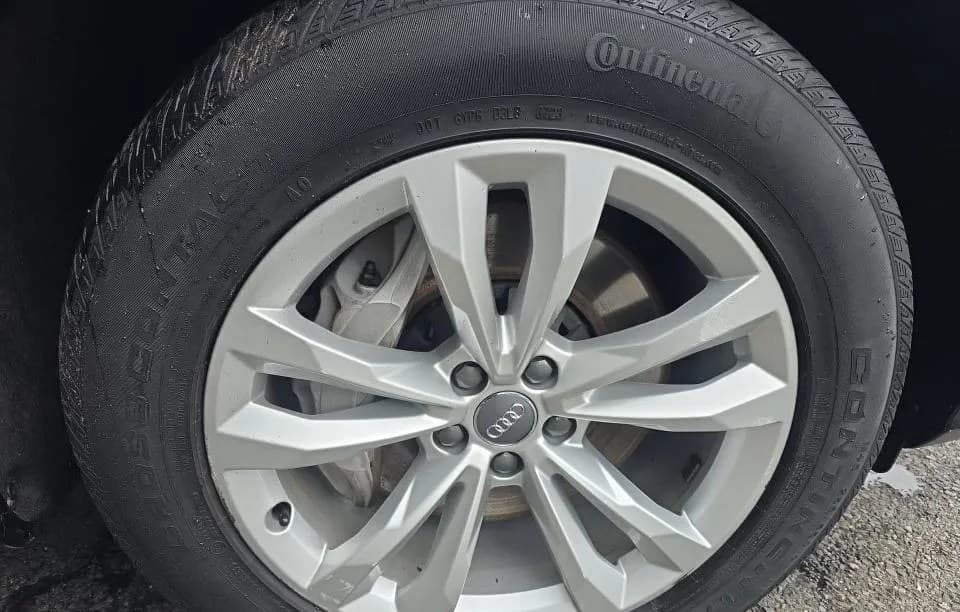 2019 AUDI Q7 3.0T Premium 6