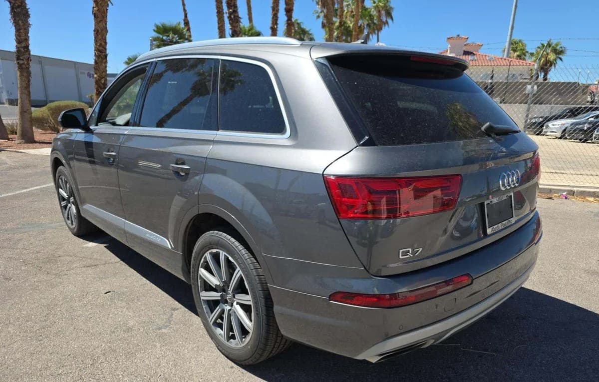 2019 AUDI Q7 3.0T SE Premium 3