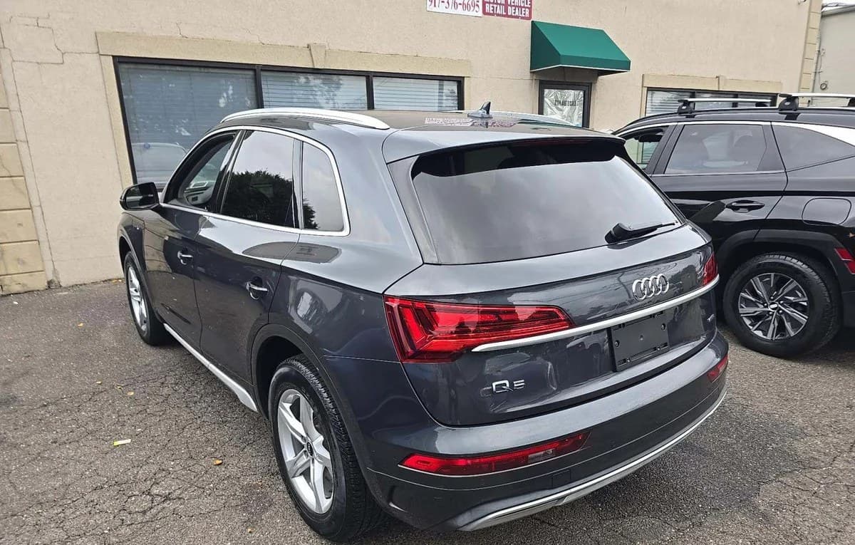 2021 AUDI Q5 Premium 3