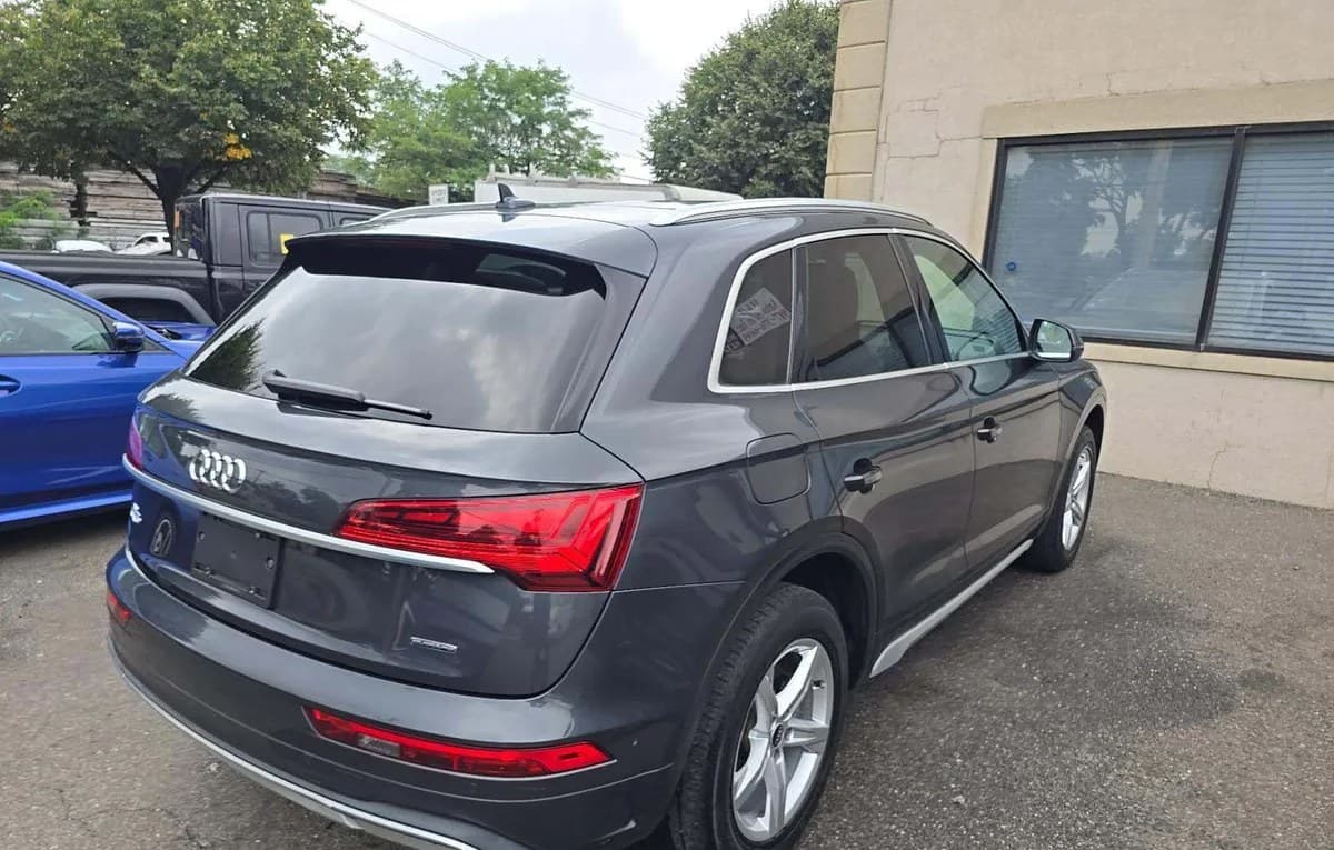 2021 AUDI Q5 Premium 4