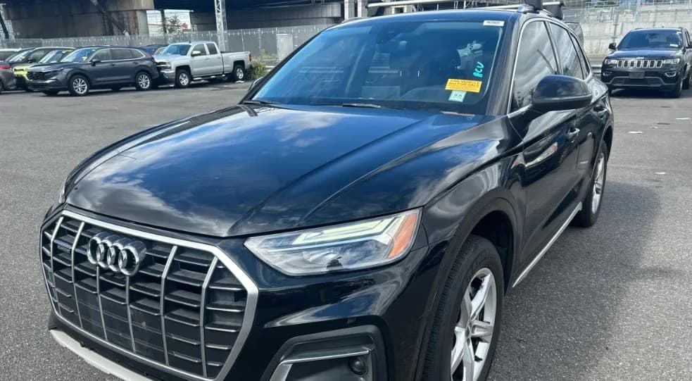2021 AUDI Q5 Premium 2