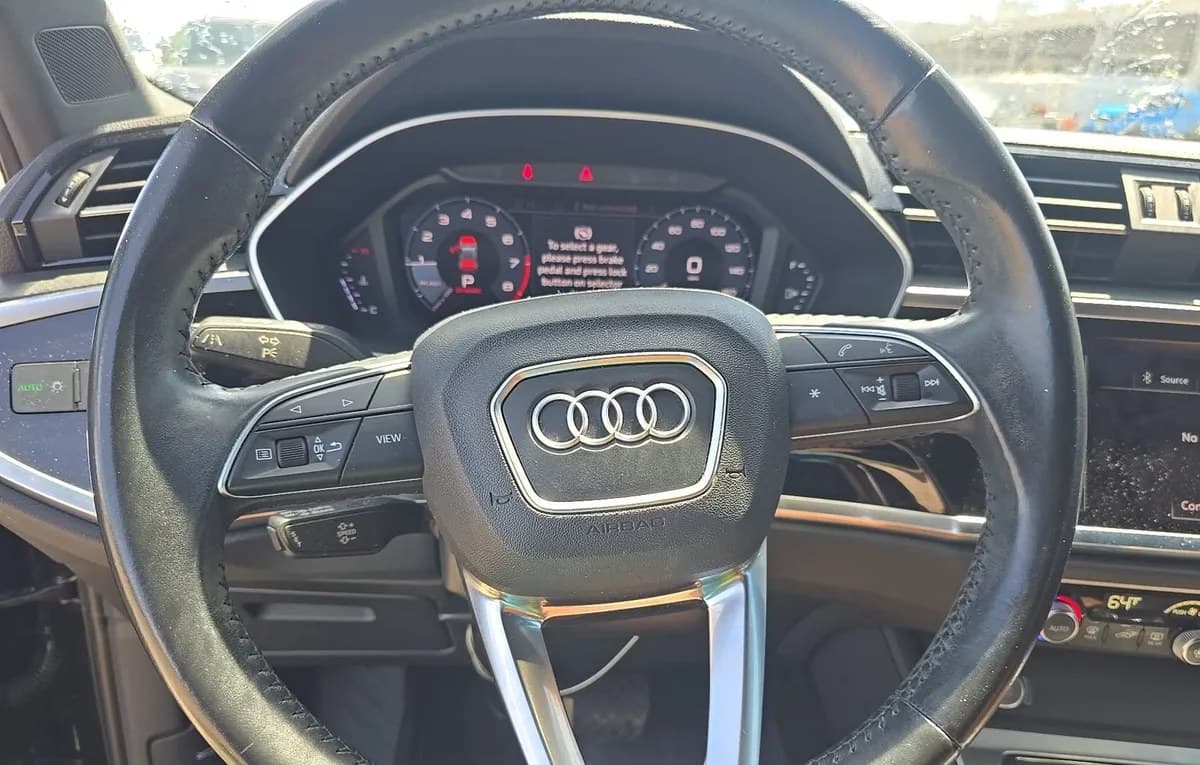2019 AUDI Q3 2.0T Premium 7