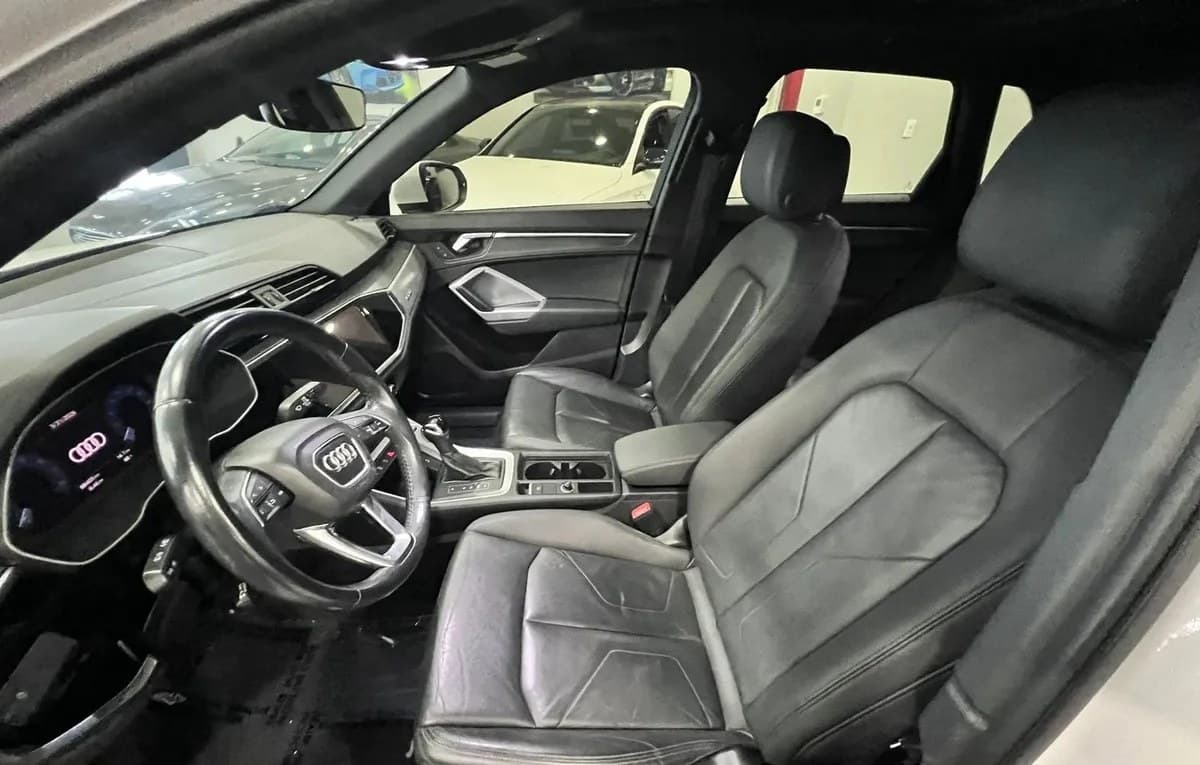 2020 AUDI Q3 2.0T Premium 6