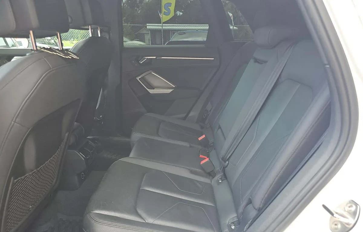 2019 AUDI Q3 2.0T Premium 7