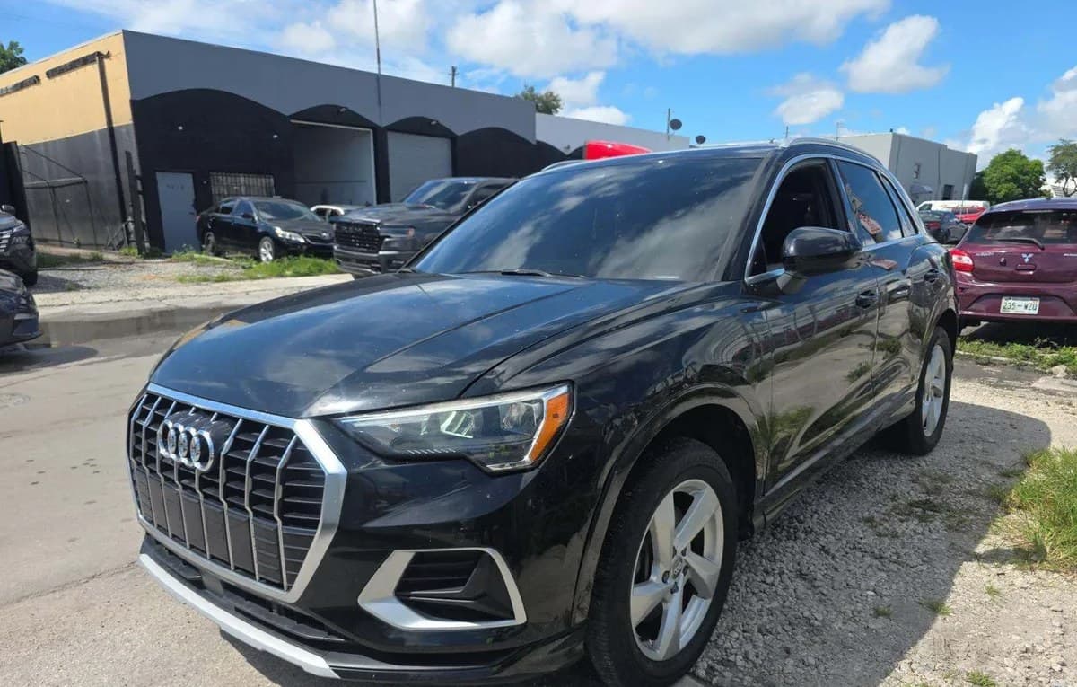 2019 AUDI Q3 2.0T Premium 2