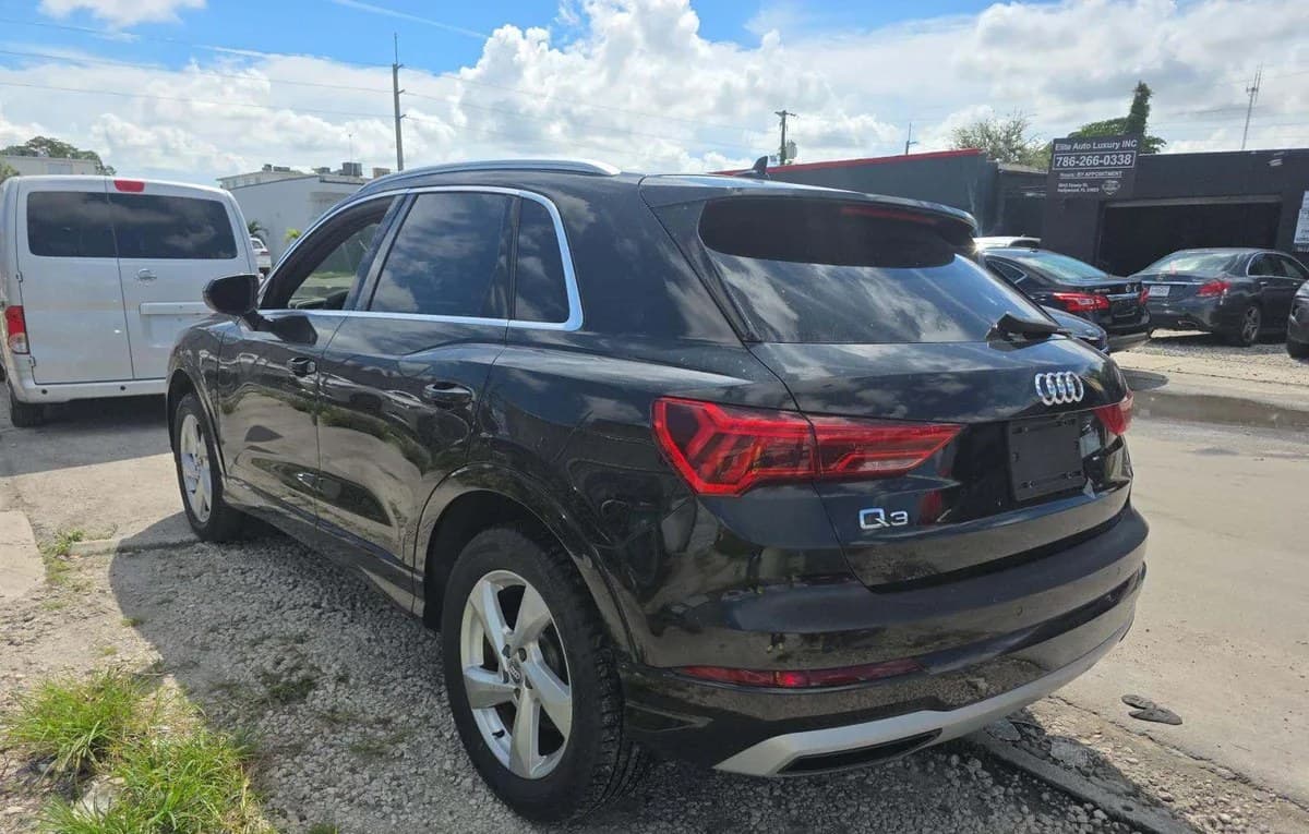 2019 AUDI Q3 2.0T Premium 3