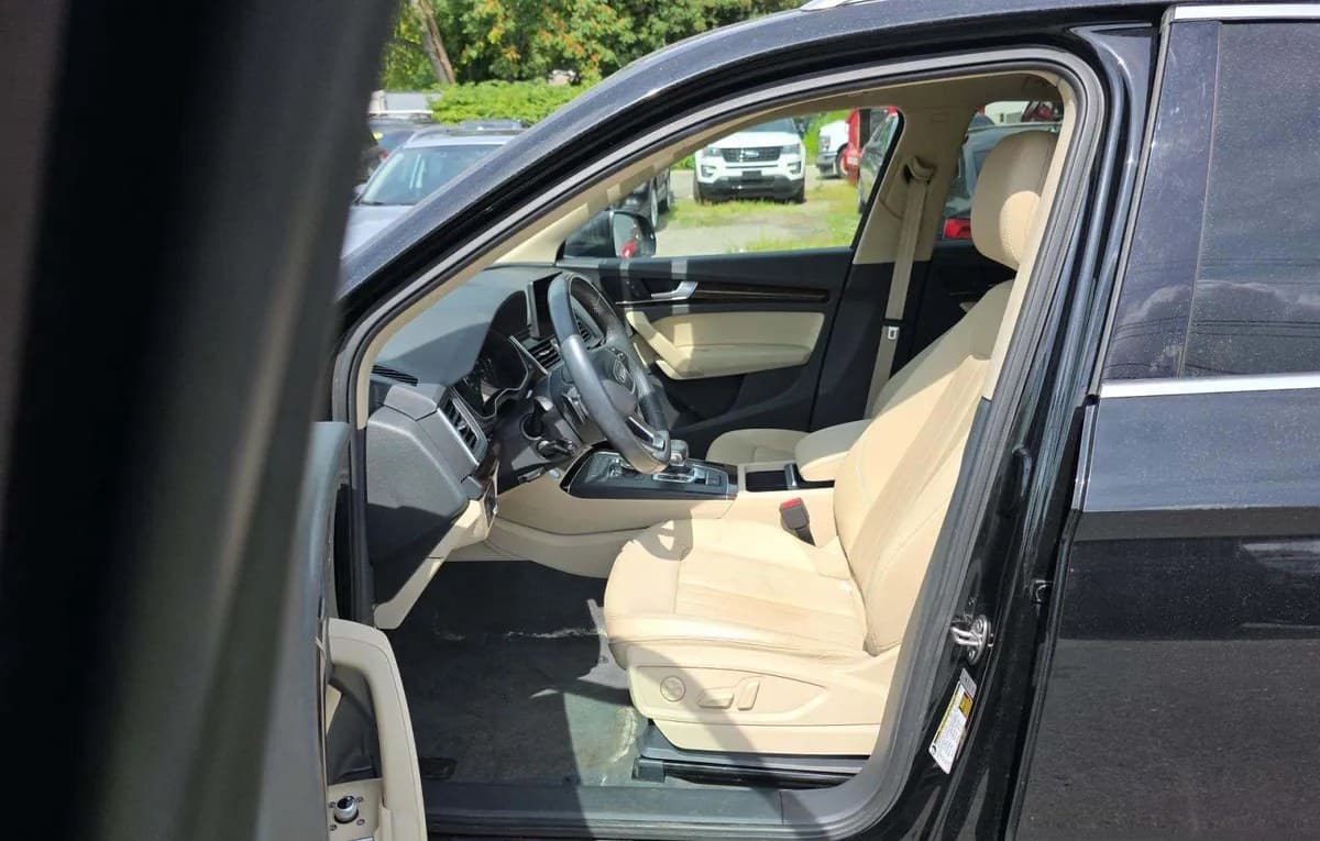 2019 AUDI Q5 Premium 4