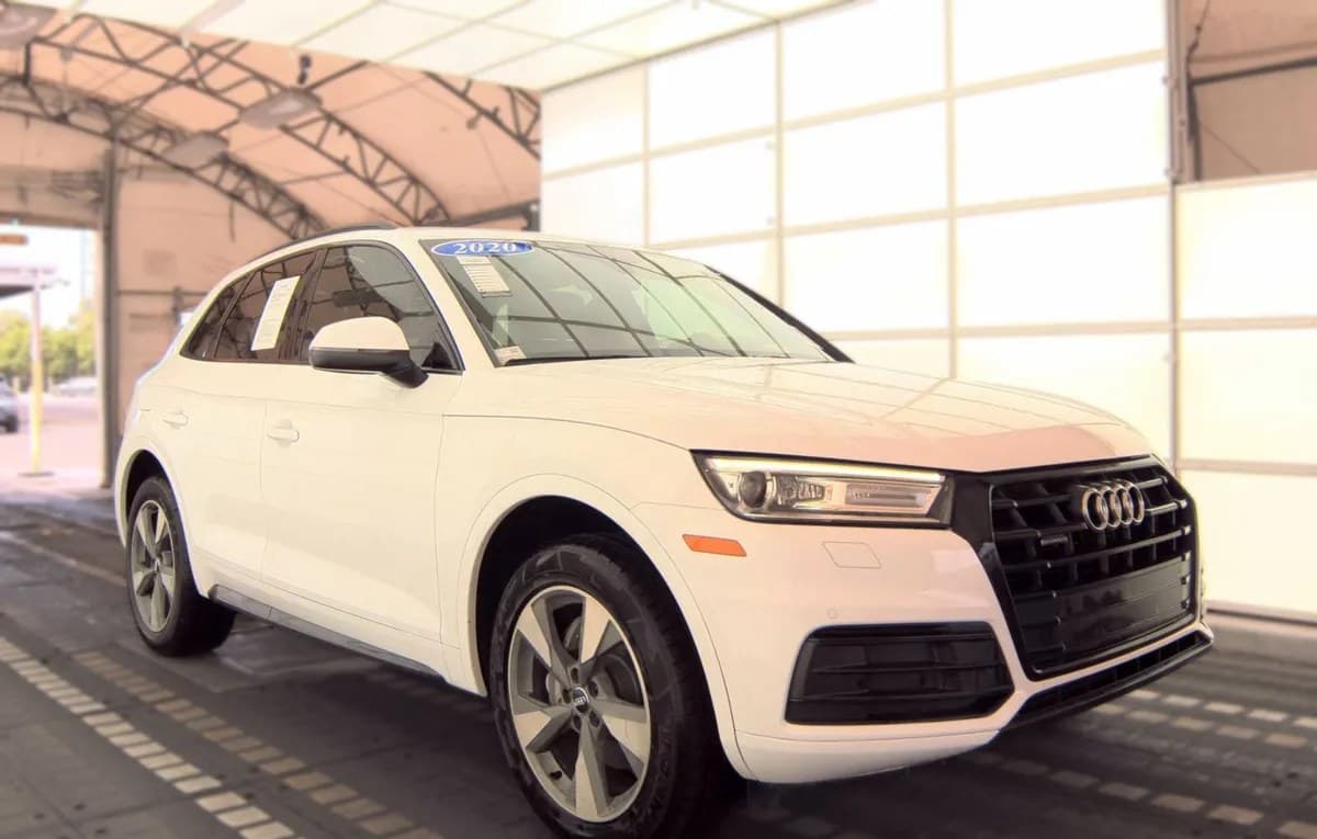2020 AUDI Q5 TITANIUM Premium 4