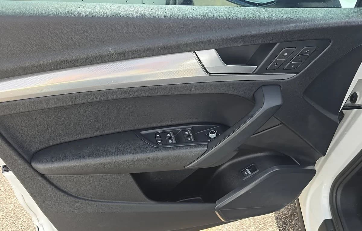 2020 AUDI Q5 TITANIUM Premium 6
