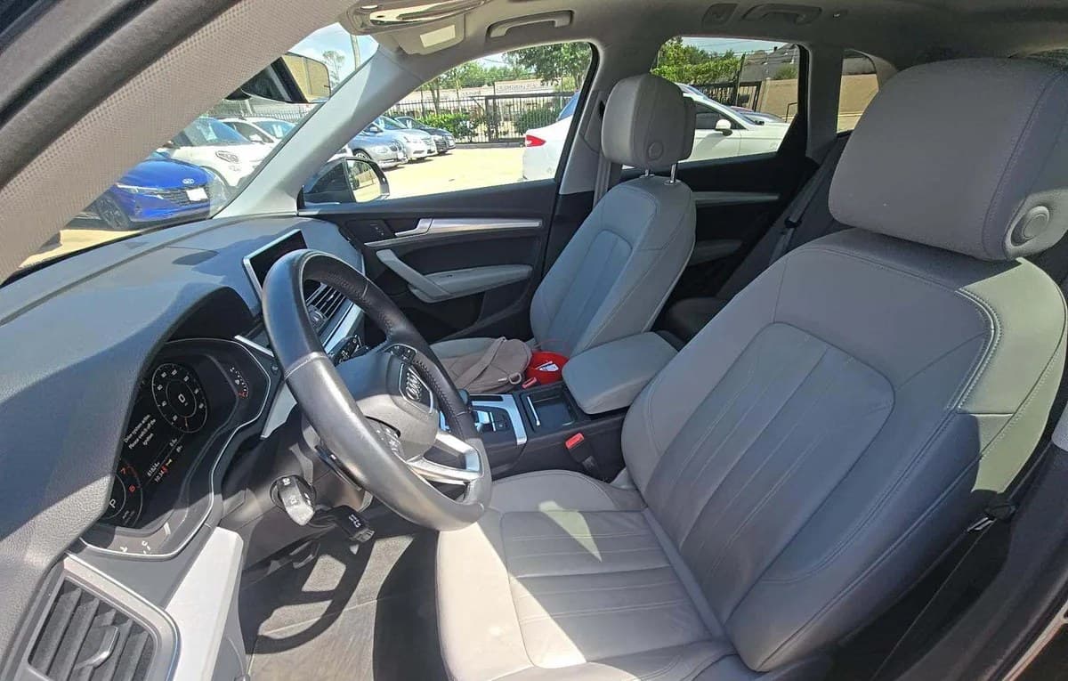 2018 AUDI Q5 Premium 4