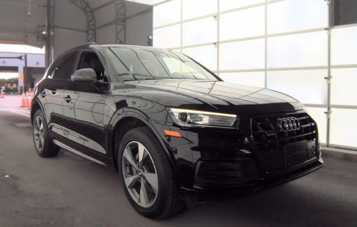 2020 AUDI Q5 TITANIUM Premium 4