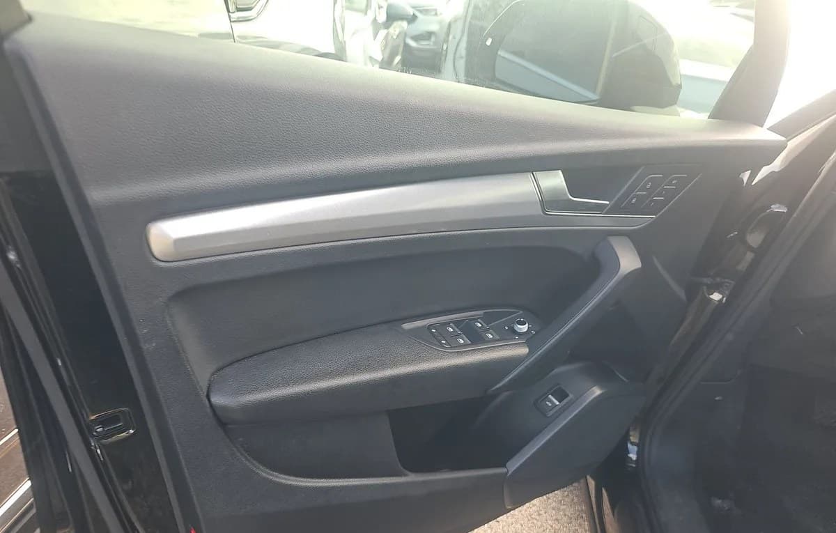 2020 AUDI Q5 TITANIUM Premium 6