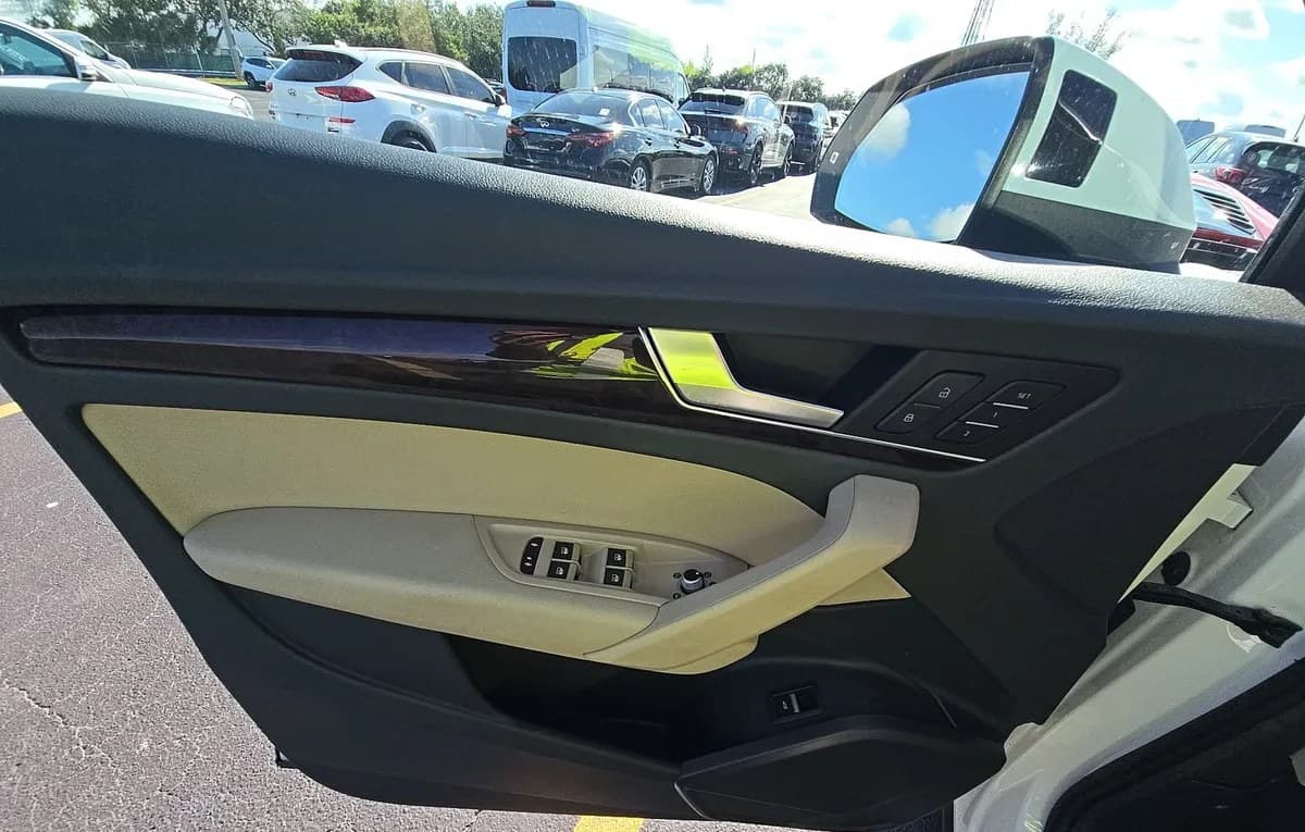 2019 AUDI Q5 Premium 6