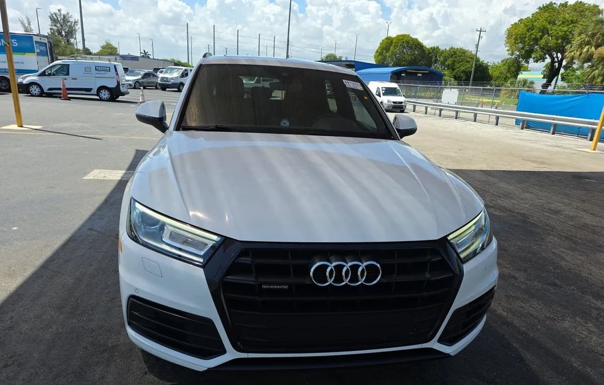 2020 AUDI Q5 TITANIUM Premium 3
