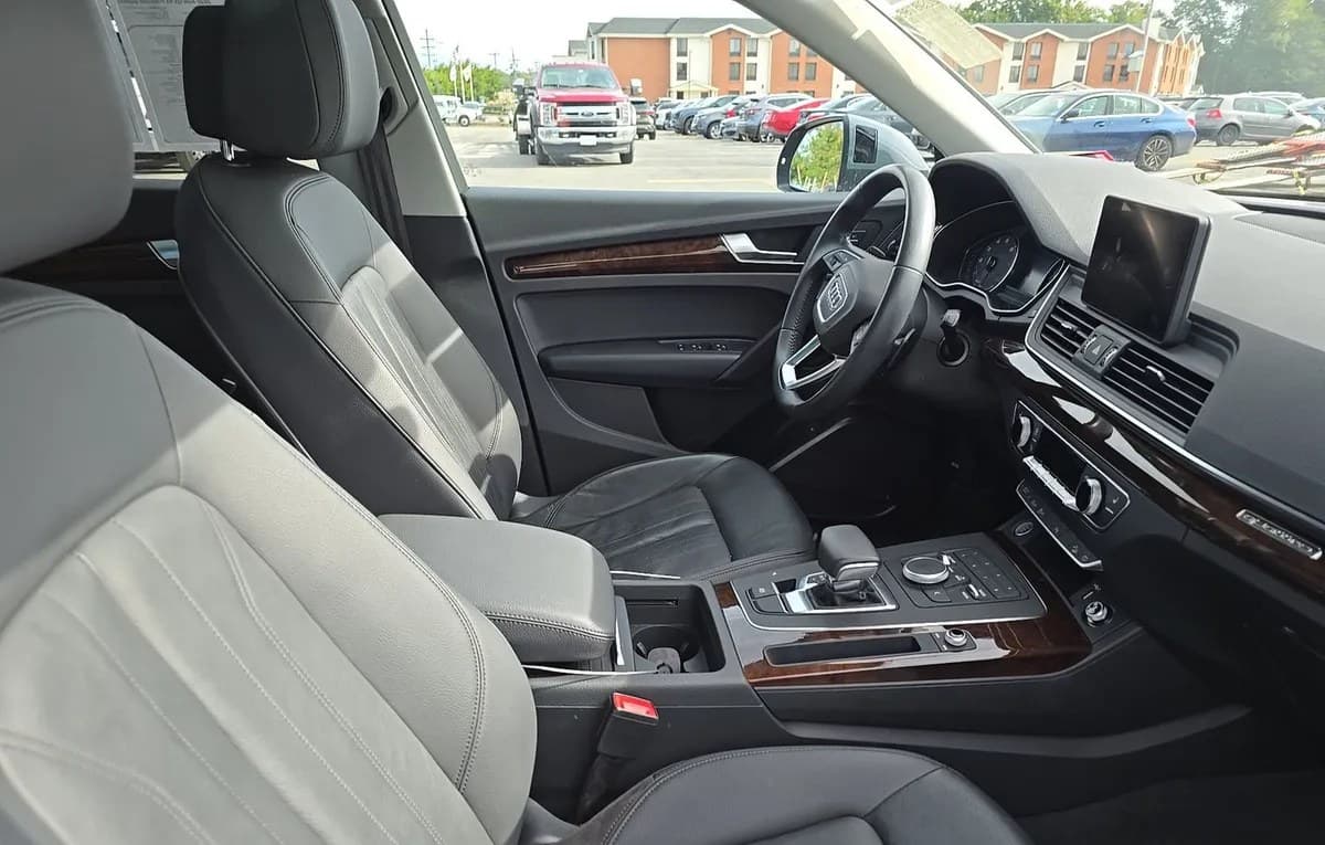 2020 AUDI Q5 Premium 5