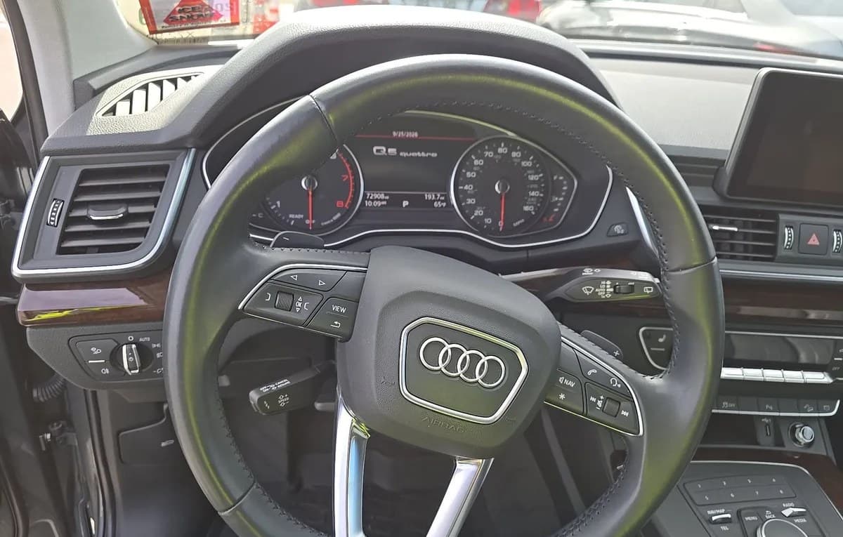 2020 AUDI Q5 Premium 7