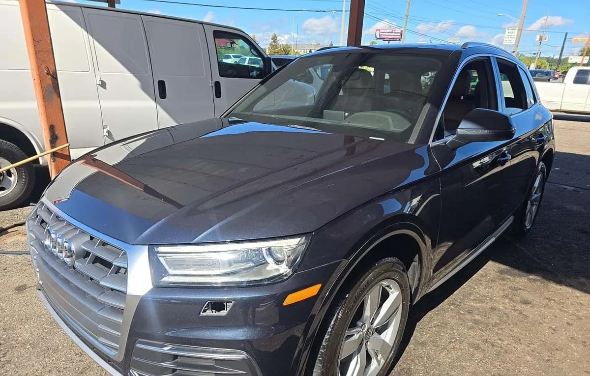 2019 AUDI Q5 Premium 2