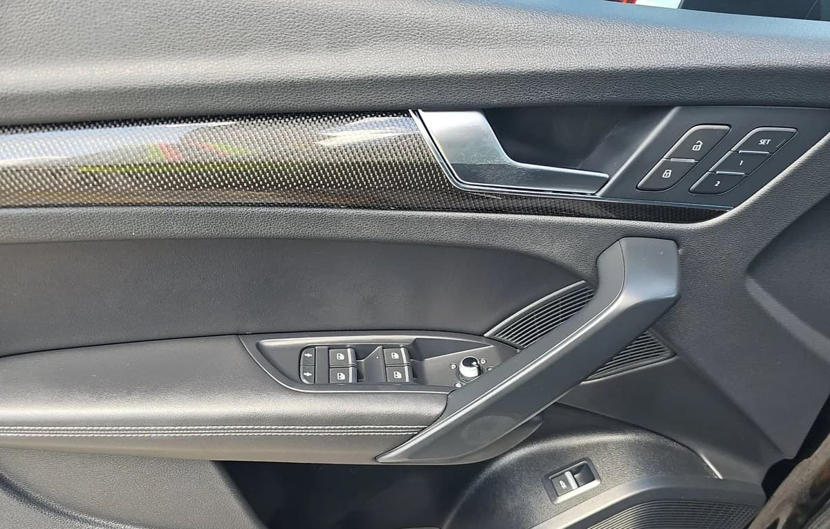 2019 AUDI SQ5 PREMIUM Plus 6