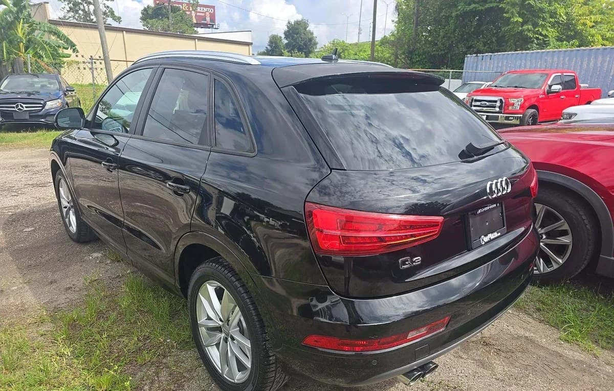 2017 AUDI Q3 2.0T Premium 3
