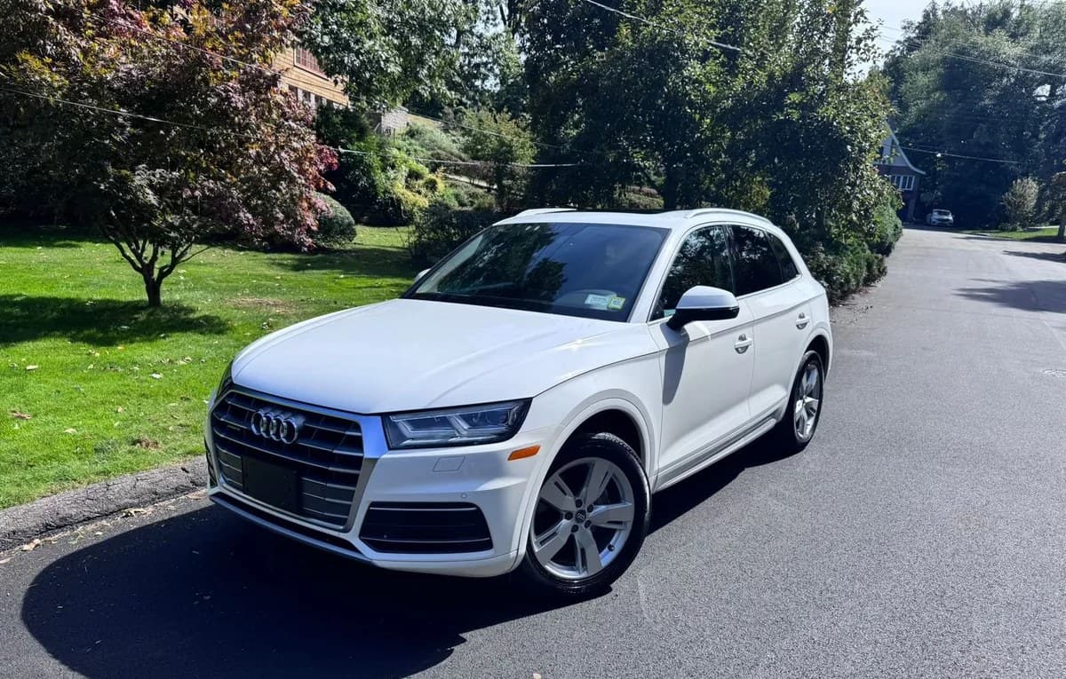 2019 AUDI Q5 PREMIUM Plus 2