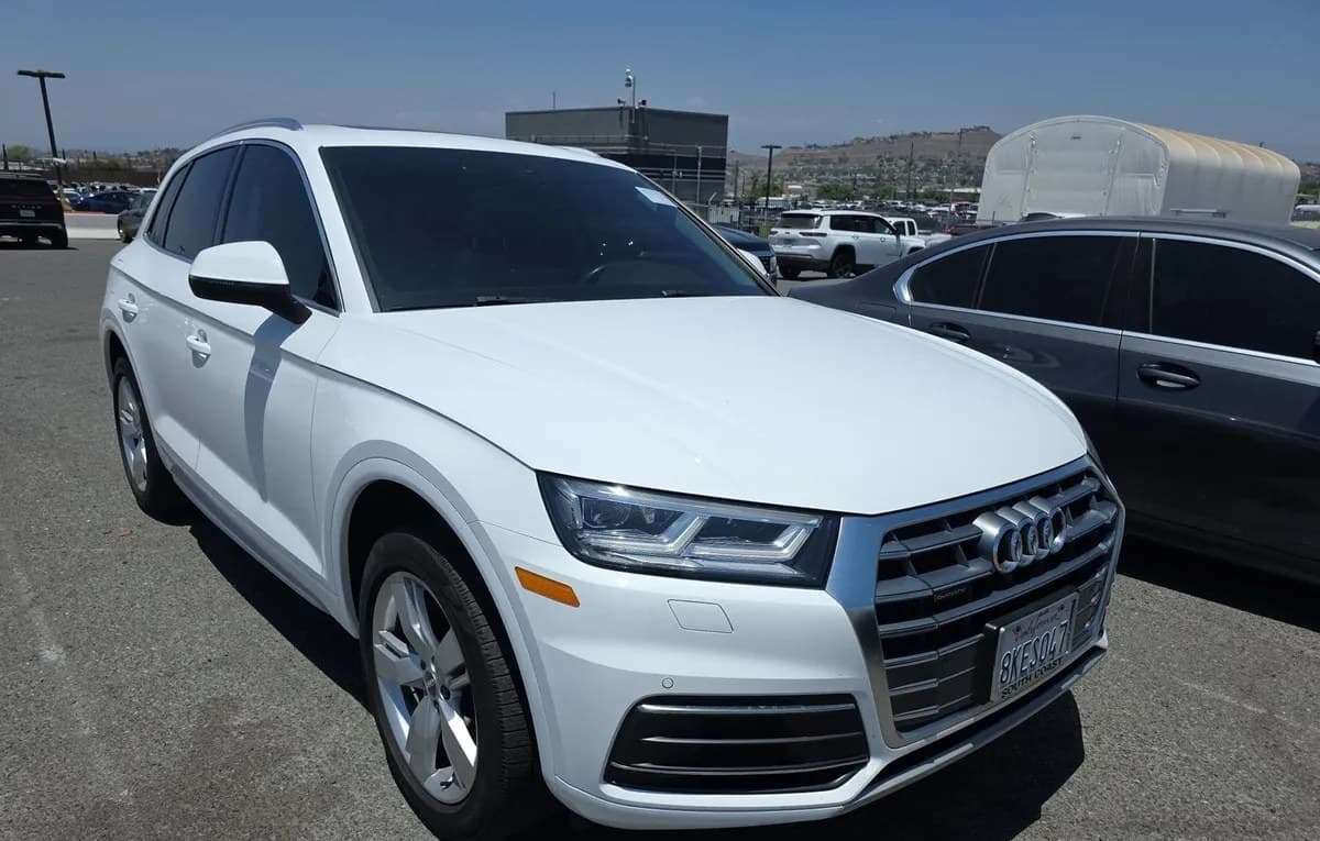 2019 AUDI Q5 PREMIUM Plus 4