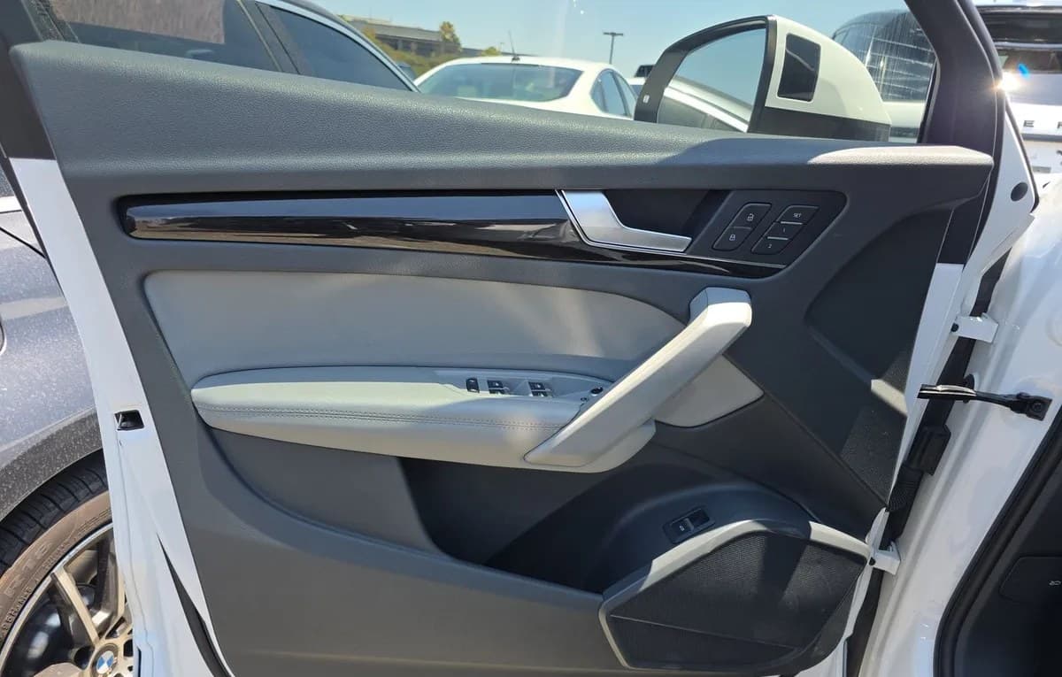 2019 AUDI Q5 PREMIUM Plus 6