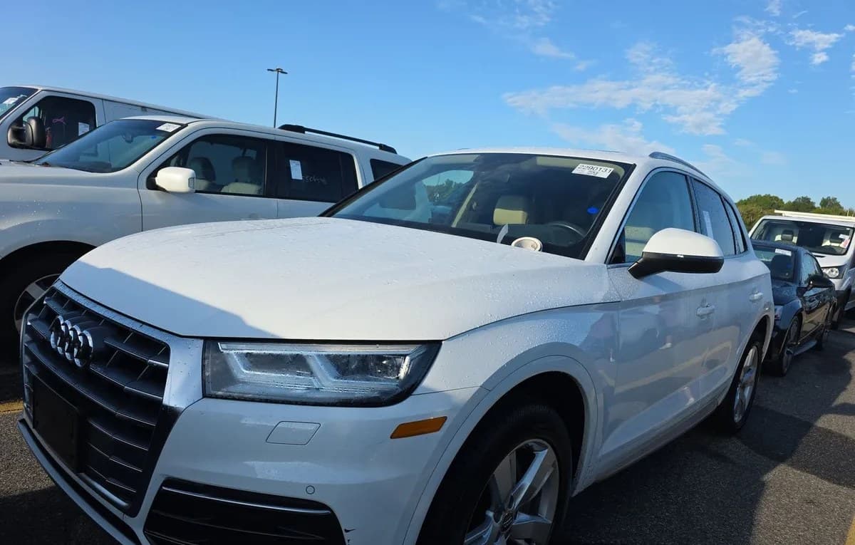 2019 AUDI Q5 PREMIUM Plus 2