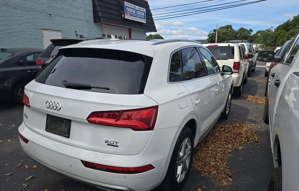 2018 AUDI Q5 PREMIUM Plus 4