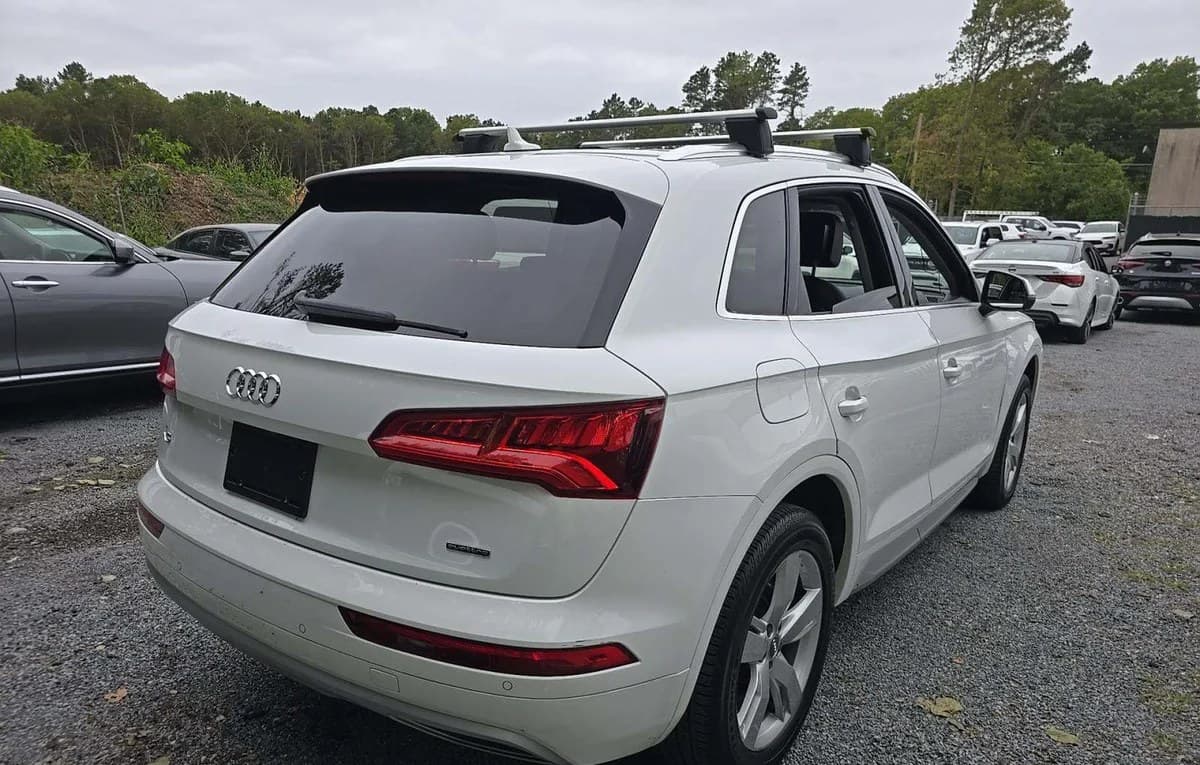 2019 AUDI Q5 PREMIUM Plus 4