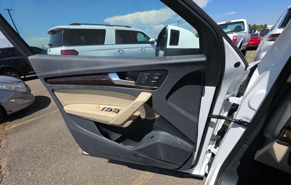 2019 AUDI Q5 PREMIUM Plus 6