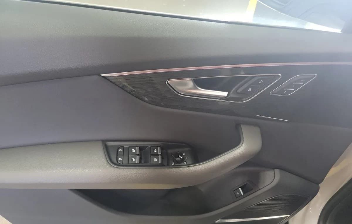 2019 AUDI Q8 PREMIUM PLUS 6