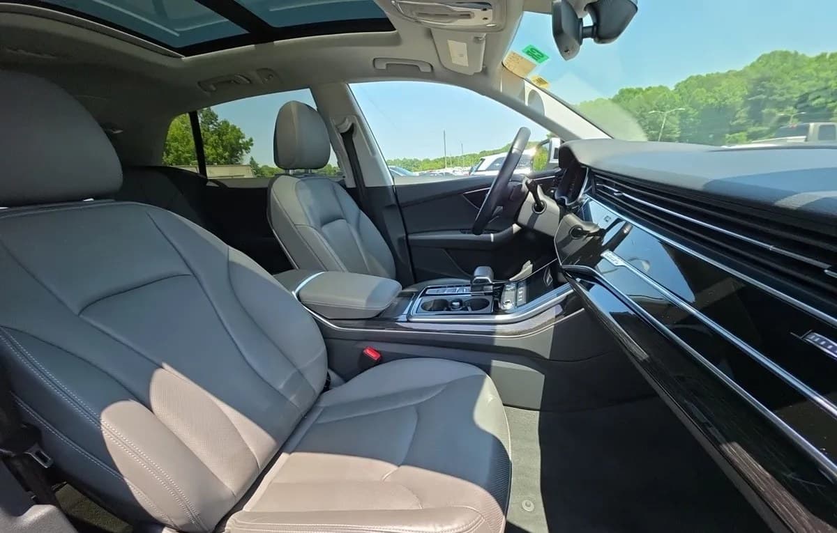 2019 AUDI Q8 PREMIUM Plus 5