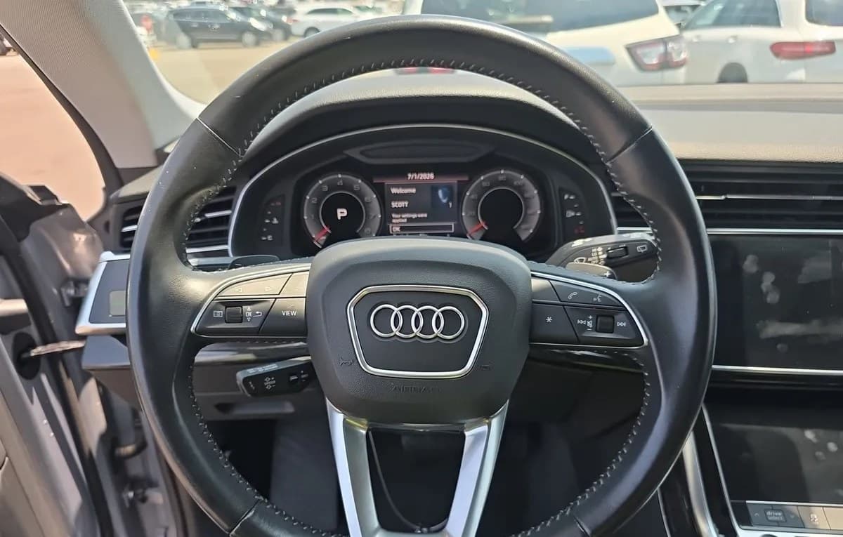 2019 AUDI Q8 PREMIUM Plus 7